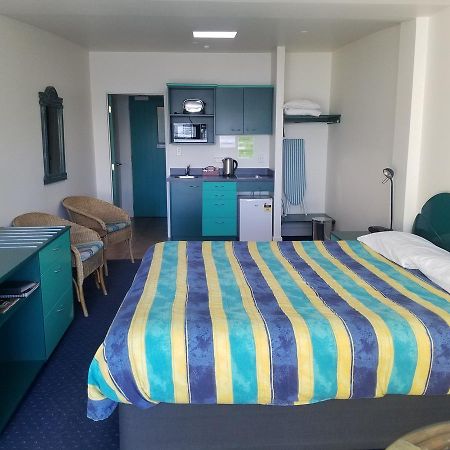 Calais Mount Resort Mount Maunganui Exterior photo