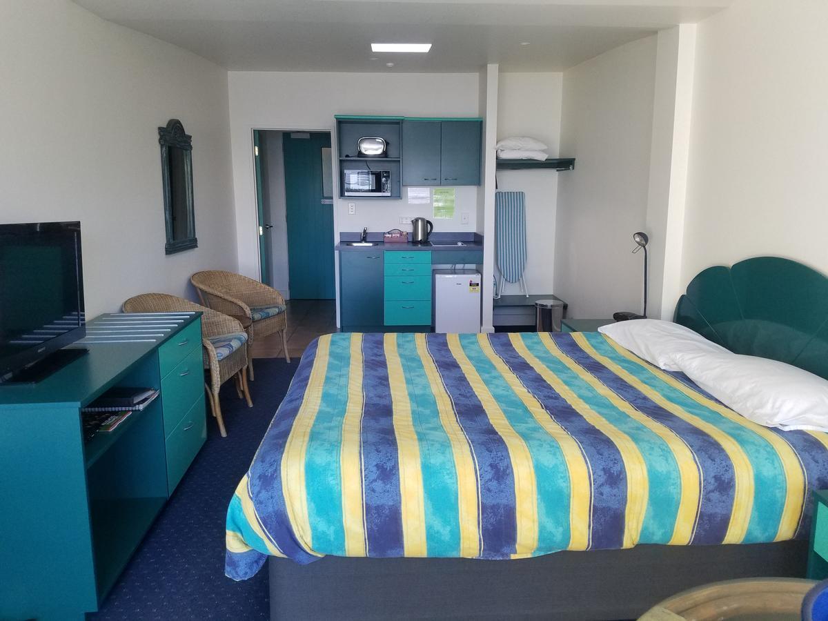 Calais Mount Resort Mount Maunganui Exterior photo